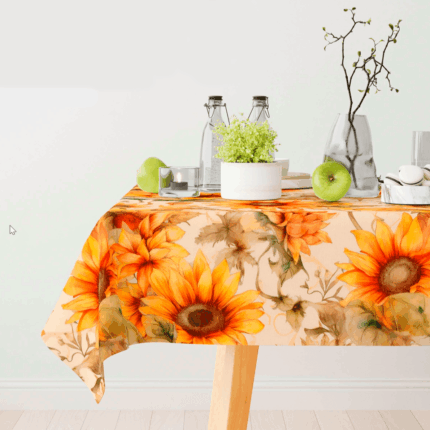 Mantel beige con flores grandes